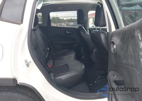 2020 Jeep Compass Latitude Fwd z USA, uszkodzony, nr VIN 3C4NJCBB8LT176871